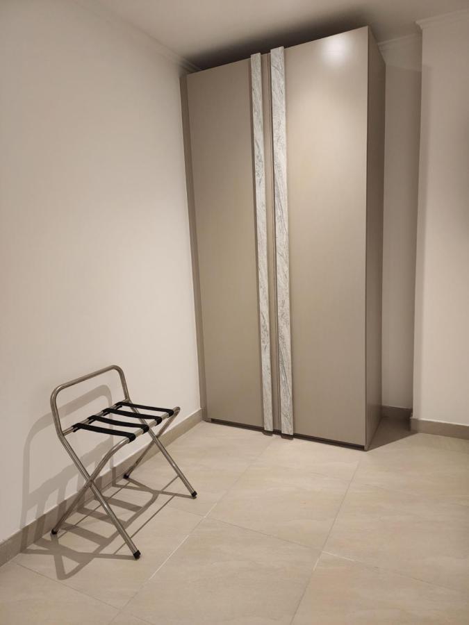 Imperial Suites Hotel Manama Exterior foto